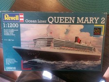 Bausatz revell queen gebraucht kaufen  Schöffengrund
