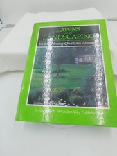 Lawns & Landscaping Book 1001 Gardening Questions ANswered comprar usado  Enviando para Brazil