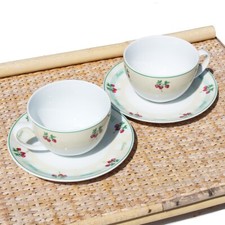 Set cups saucers d'occasion  Expédié en Belgium