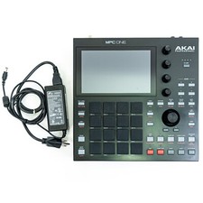 Muestreador y secuenciador independiente Akai Professional MPC One con fuente de alimentación segunda mano  Embacar hacia Mexico