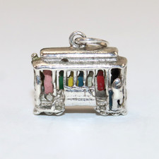 Berloque vintage Wells prata esterlina carrinho teleférico com figuras esmaltadas comprar usado  Enviando para Brazil