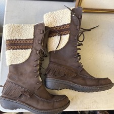 Uggs shoreline snow for sale  El Dorado Hills