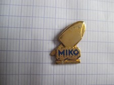 Pin miko doré d'occasion  Metz-