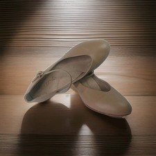 Capezio women tap for sale  Clanton