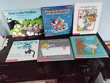 6 young readers 8 12 for sale 6 young readers 8 12 for sale Wheeling
