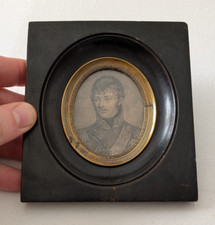 Ancien portrait miniature d'occasion  Seurre