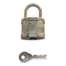 Ancien cadenas clé d'occasion  Cerisy-la-Salle