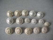 Lot anciens boutons d'occasion  La Glacerie