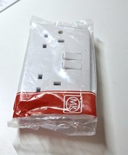 mk logic socket for sale  DONCASTER