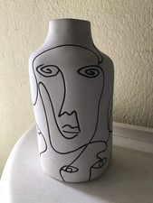 Joli pot blanc d'occasion  Espéraza