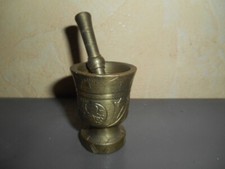 Petit mortier pilon d'occasion  Bellegarde