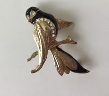 Elegante broche perruche d'occasion  Cergy-
