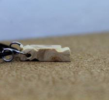 Collana ciondolo legno usato  Lecco