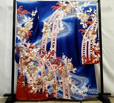 Quimono japonês SEDA "FURISODE" Padrão clássico, fio GLD, folha de ouro/sil, L5'3".4561, usado comprar usado  Enviando para Brazil