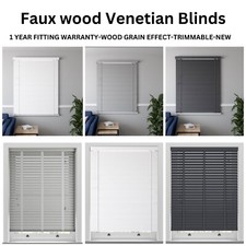 Faux wood venetian d'occasion  Expédié en Belgium