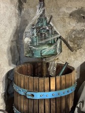 Torchio per uva usato  Arqua Petrarca