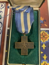 Medaglia croce merito usato  Palermo