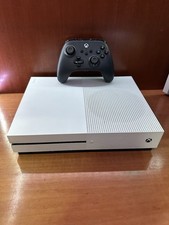 Xbox one 500 usato  Italia