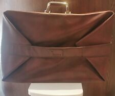 Valises main sac d'occasion  Paris XVIII