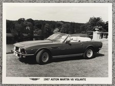 Fotografia de imprensa ASTON MARTIN V8 Volante carro preto e branco 1987 comprar usado  Enviando para Brazil