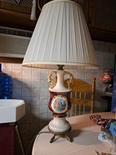 George martha table for sale  Vandergrift