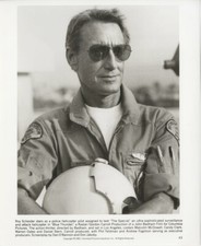 Foto original 8x10 de helicóptero Roy Scheider Blue Thunder retrato piloto 1982 comprar usado  Enviando para Brazil