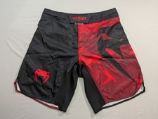 Venum mma short usato  Spedire a Italy