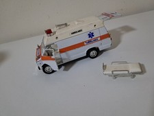 Modellino ambulanza dodgevan usato  Terracina