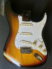 Fender squier stratocaster d'occasion  Expédié en Belgium