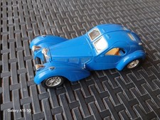 Burago bugatti atlantic usato  Milano