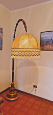 Lampada piantana legno usato  Mantova