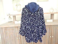 Poncho capuche tissaïa d'occasion  Blaye