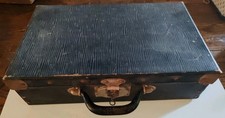 Jolie valisette vintage d'occasion  Soyaux