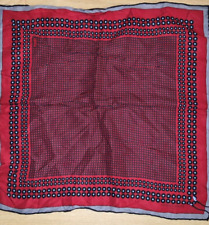Peti carre scarf d'occasion  Saint-Égrève