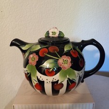 Lindo bule de chá decorativo 2009 céu azul cerejas flores de cerejeira 6 1/4” de altura, usado comprar usado Lindo bule de chá decorativo 2009 céu azul cerejas flores de cerejeira 6 1/4” de altura, usado comprar usado  Enviando para Brazil