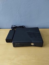 Usado, Console Microsoft Xbox 360 S 4GB - Preto (1439) somente cabo de alimentação comprar usado Usado, Console Microsoft Xbox 360 S 4GB - Preto (1439) somente cabo de alimentação comprar usado  Enviando para Brazil