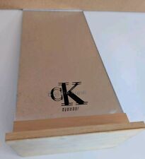 Placa de exibição vintage anos 90 Calvin Klein CK Store óculos madeira e espelho 8”x18,5” comprar usado  Enviando para Brazil