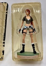 Figurine lara croft d'occasion  Loches