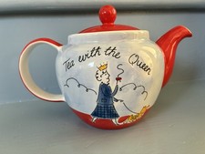 Queen teapot whittard for sale Queen teapot whittard for sale  ANDOVER