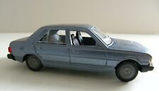 Peugeot 305 gris d'occasion  France