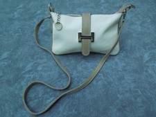 Damenledertasche italy weiß gebraucht kaufen  Ahrensburg