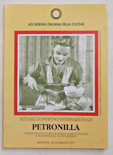 Petronilla. affascinante stori usato  Vercelli