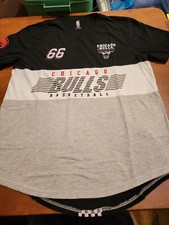 Usado, Camiseta Chicago Bulls NBA 2XL 66 Bulls Race listrada preta/vermelha/branca em excelente estado usado. SB14 comprar usado  Enviando para Brazil