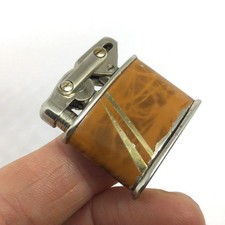 Petrol lighter lacquered d'occasion  Expédié en Belgium