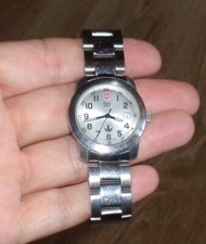 Armbanduhr damenuhr victorinox gebraucht kaufen  Horhausen