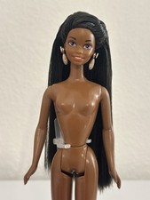 Bambola barbie shani usato  Spedire a Italy