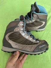 Scarponi trekking tecnica usato  Agliana