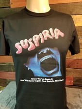 Camisa Suspiria 'Once You've Seen It You Will Never Again Feel Safe In The Dark'  comprar usado  Enviando para Brazil