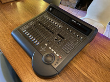 Mackie digital audio d'occasion  Maure-de-Bretagne