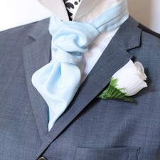 Men wedding cravat for sale  LEEK